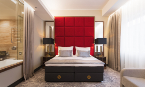 Romantic deluxe room